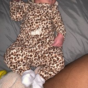 Cheetah two piece set